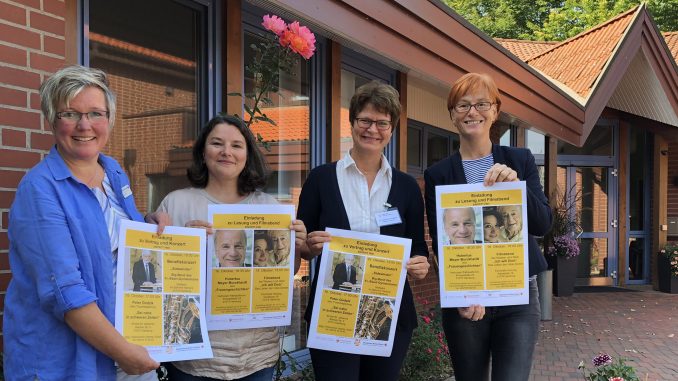 DRK-Kreisverband Hamburg-Harburg -Freuen sich auf den Filmabend am 18. Oktober in der Fischhalle (v.li.): Hospizleiterin Britta True Annette Lange (Sozialdienst im DRK-Hospiz) Dr. Gabriele Heuschert (Vorsitzende des Hospizvereins Hamburger Süden) und Dr. Dirka Grießhaber (DRK).