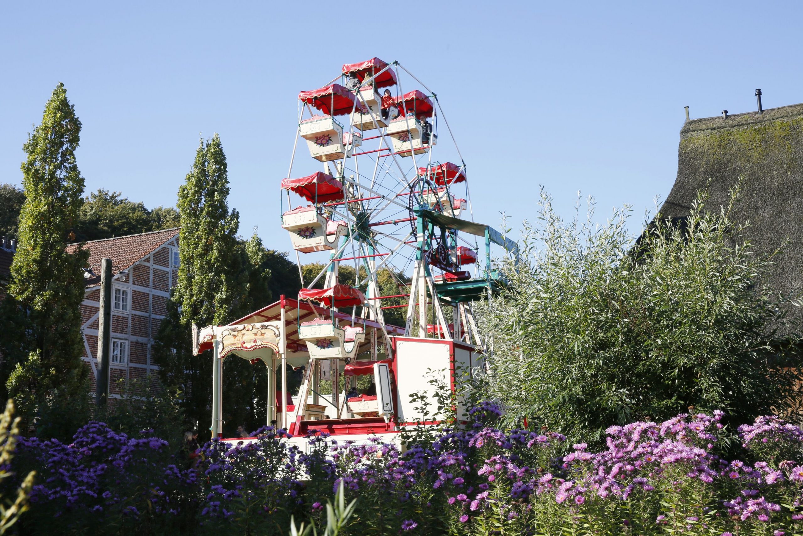 FLMK -Das „RiesenradÒ von 1902 ist nur eine der Attraktionen