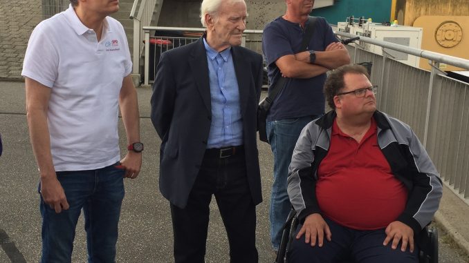 mk -Dirk Kienscherf Manfred Hoffmann Holger Böhm und Matthias Czech (v.l.n.r.) informierten sich über Probleme vor Ort