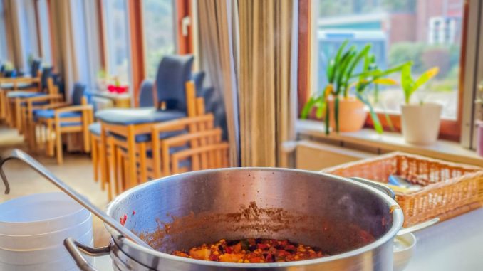 Die Initiative Südsuppe sucht noch Menschen die tatkräftig beim Vorbereiten Kochen und Nachbereiten helfen Fotos: Südsuppe