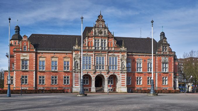 Wer wird neuer Chef im Rathaus Harburg? Foto: Bezirksamt